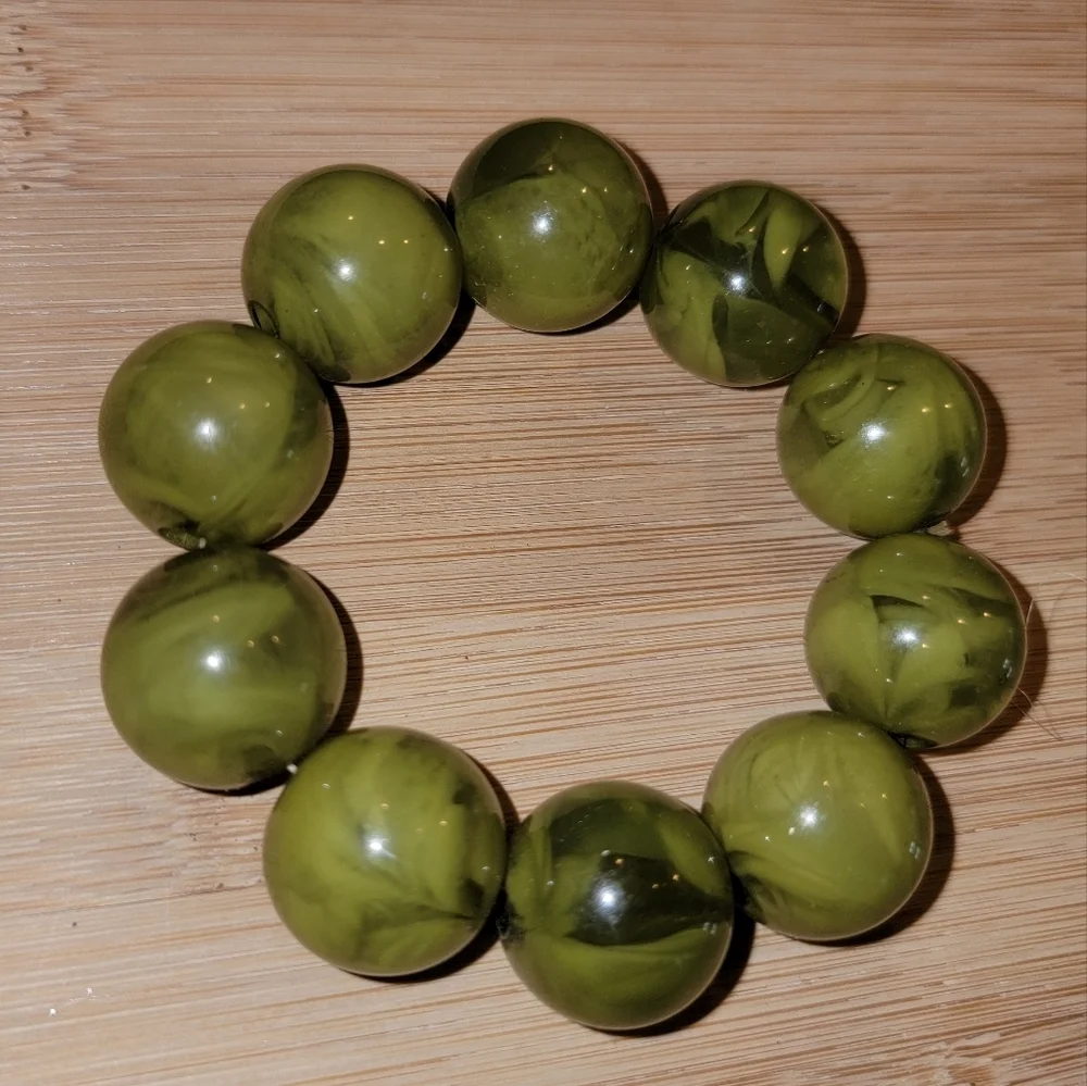 Green Stretchy Ball Bracelet